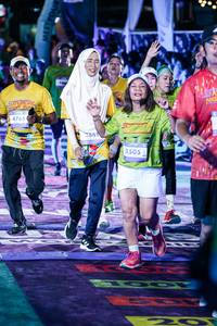 BIB: 
                            <button type="button" onclick="openModal(26333782)" class="btn btn-primary btn-sm float-right btn-popup" data-toggle="modal" data-target=".modal-high-quality">
                        <i class="fas fa-shopping-cart"></i> Add to Cart
                    </button>
                                            <button type="button" onclick="isThisMe(26333782, true)" class="btn btn-success btn-sm float-right btn-popup btn-isme hidden" data-toggle="tooltip" data-placement="bottom" title="นี่คือรูปของคุณใช่ไหม คลิกที่นี่เพื่อเอาเข้าอัลบั้ม">
                        <i class="fas fa-plus"></i> Add to album
                    </button>
                    <button type="button" onclick="isThisMe(26333782, false)" class="btn btn-warning btn-sm float-right btn-popup btn-isnotme hidden">
                        <i class="fas fa-ban"></i> Remove from album
                    </button>